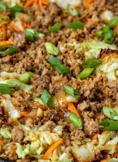 Bowl of Egg Roll in a Bowl dish with fresh vegetables and protein