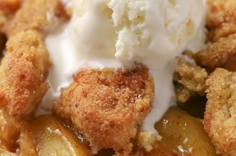 Delicious homemade apple cobbler with a crunchy topping and fresh apples